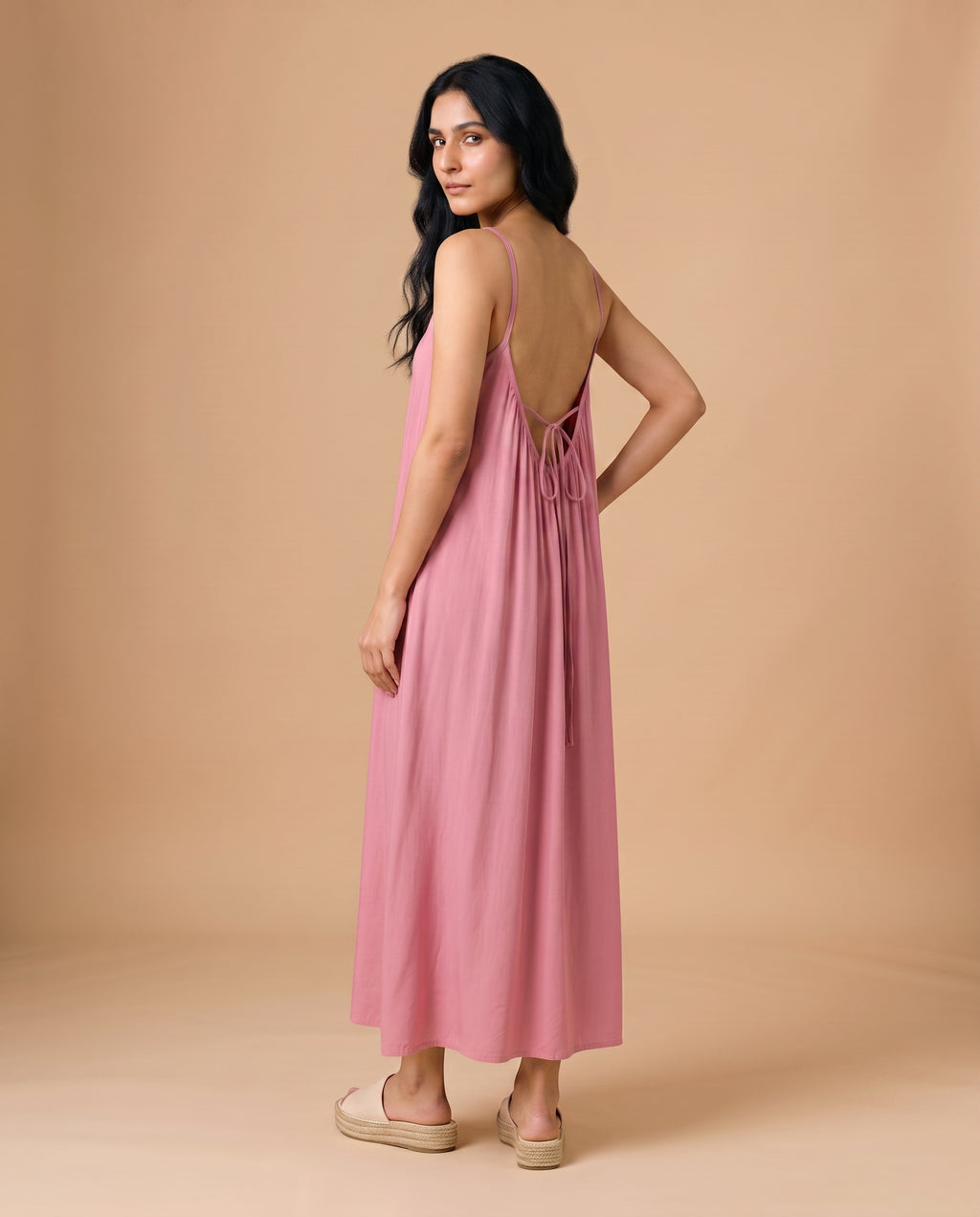LunaFlow Backless Maxi | Baby Pink