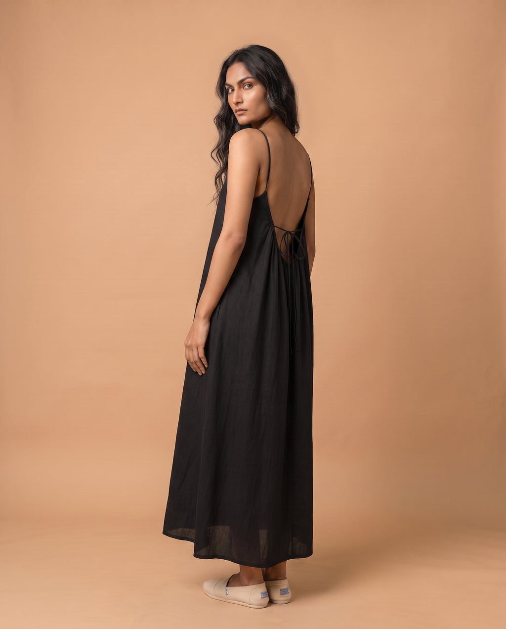 LunaFlow Backless Maxi | Black