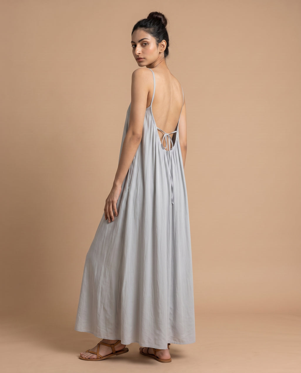 LunaFlow Backless Maxi | Silver Grey