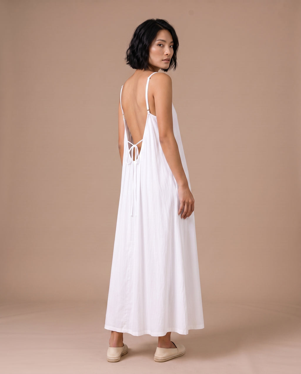 LunaFlow Backless Maxi | Pearl White