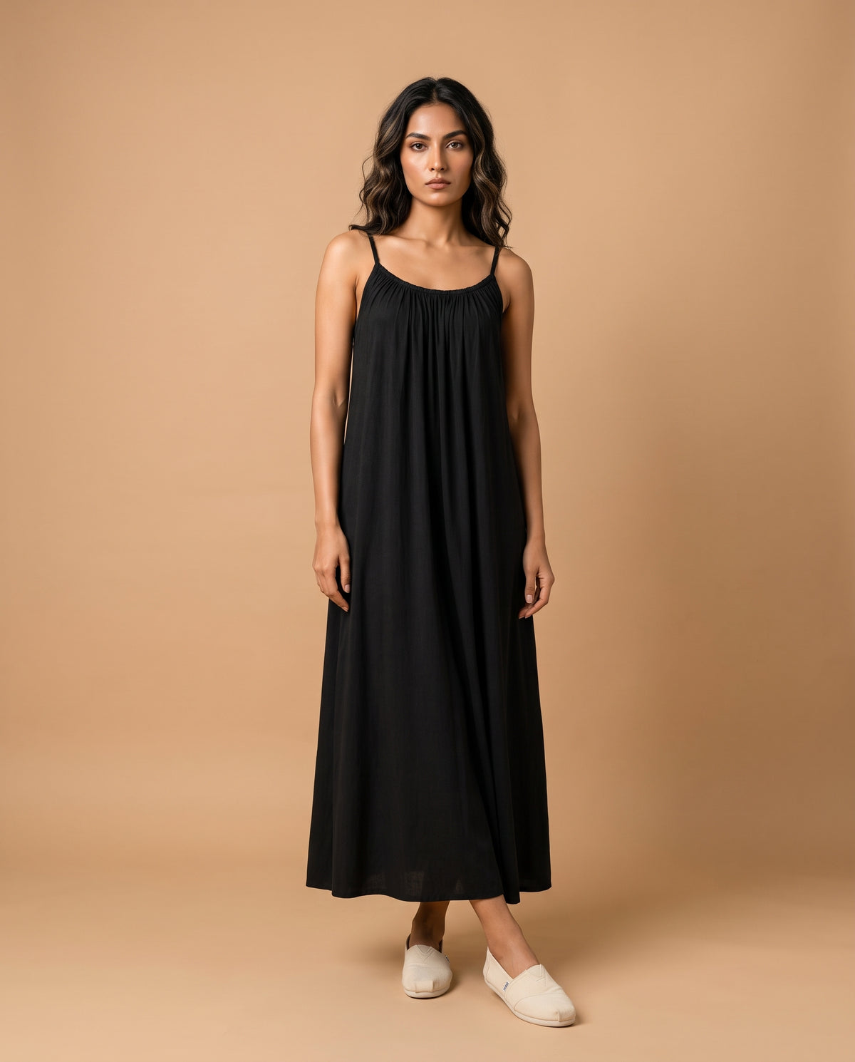 LunaFlow Backless Maxi | Black